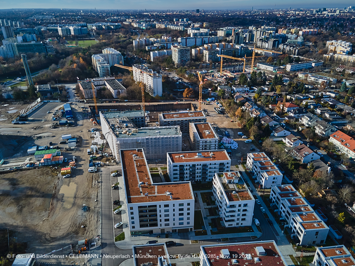 19.11.2021 - Luftbilder von der Baustelle Alexisquartier und Pandion Verde in Neuperlach 19.11.2021 - Luftbilder von der Baustelle Alexisquartier und Pandion Verde in Neuperlach